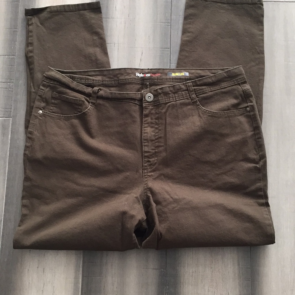 EUC Style & Company Slim Leg Denim - Olive - Picture 2 of 4
